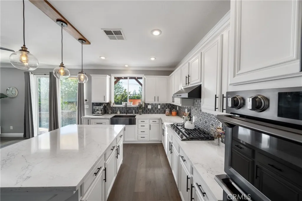 44386 Nighthawk Pass