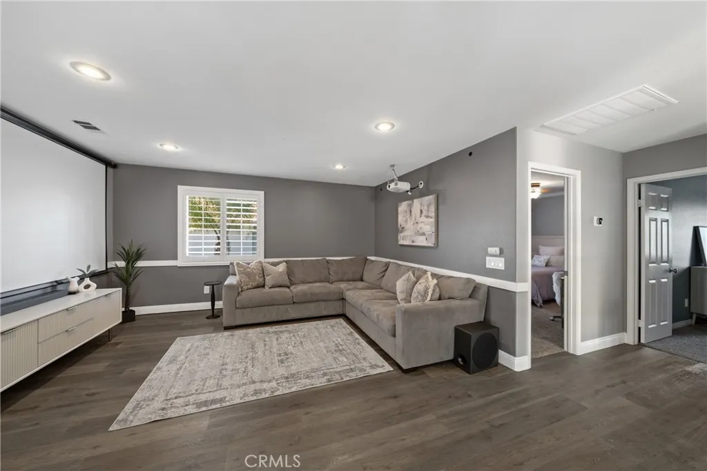 44386 Nighthawk Pass