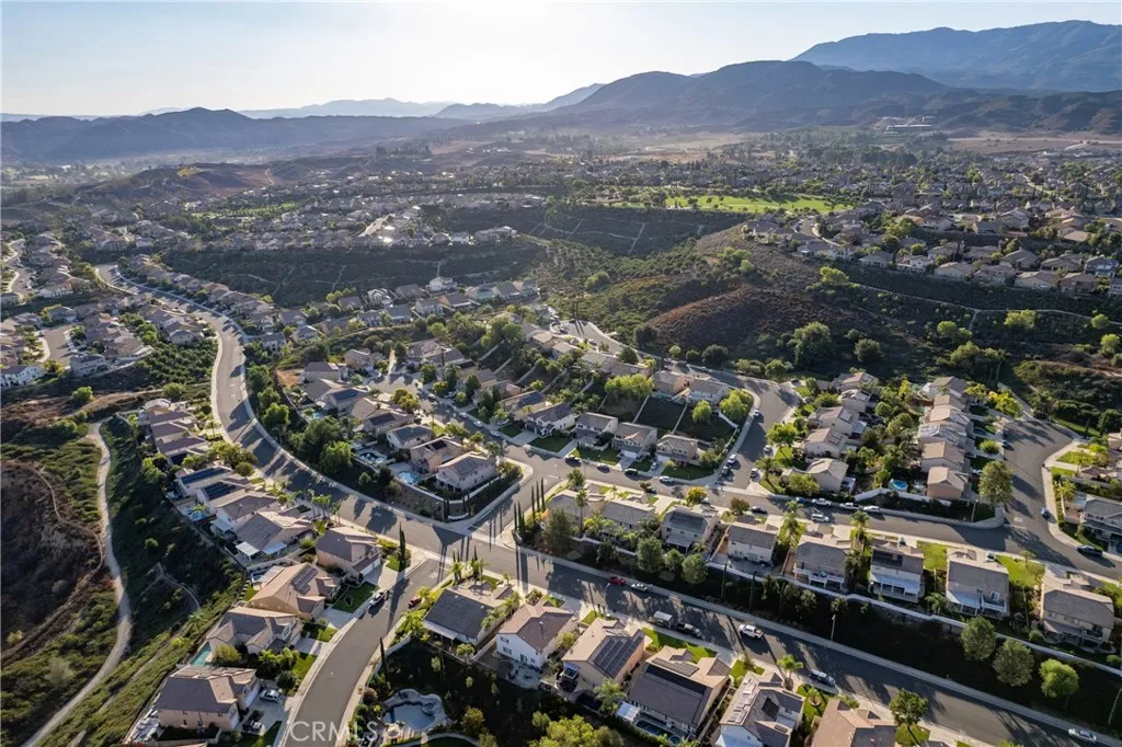 44386 Nighthawk Pass