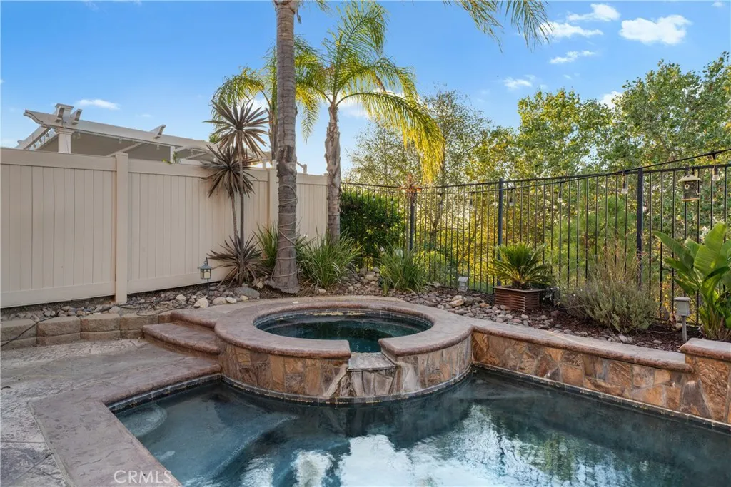 44386 Nighthawk Pass