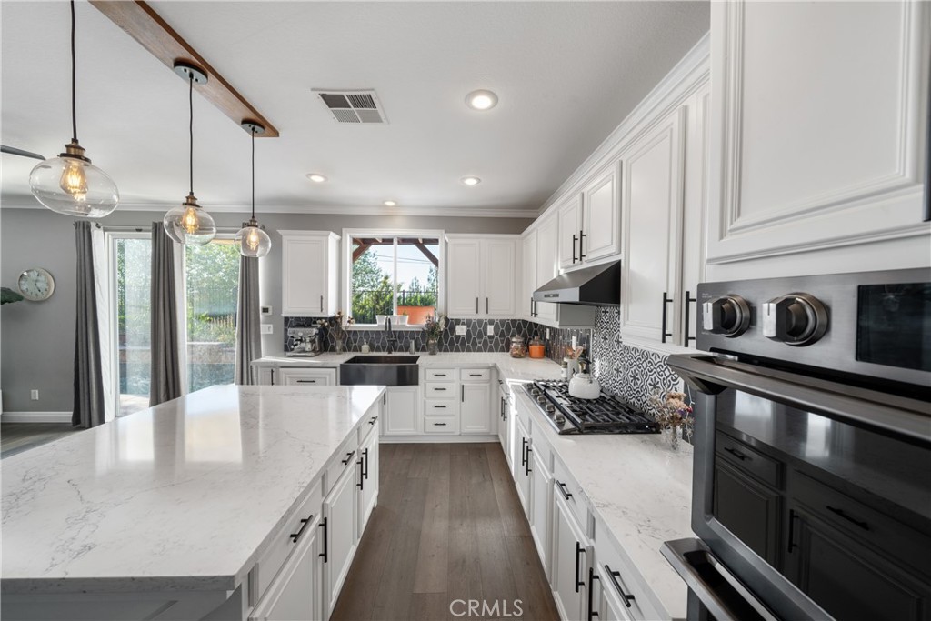 44386 Nighthawk Pass