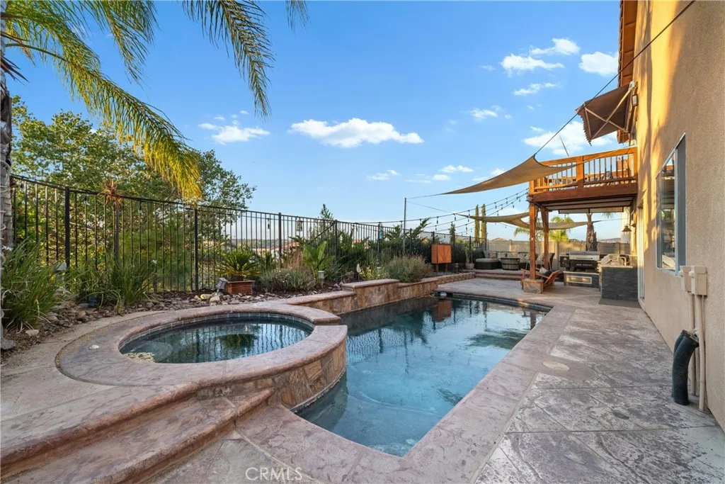 44386 Nighthawk Pass