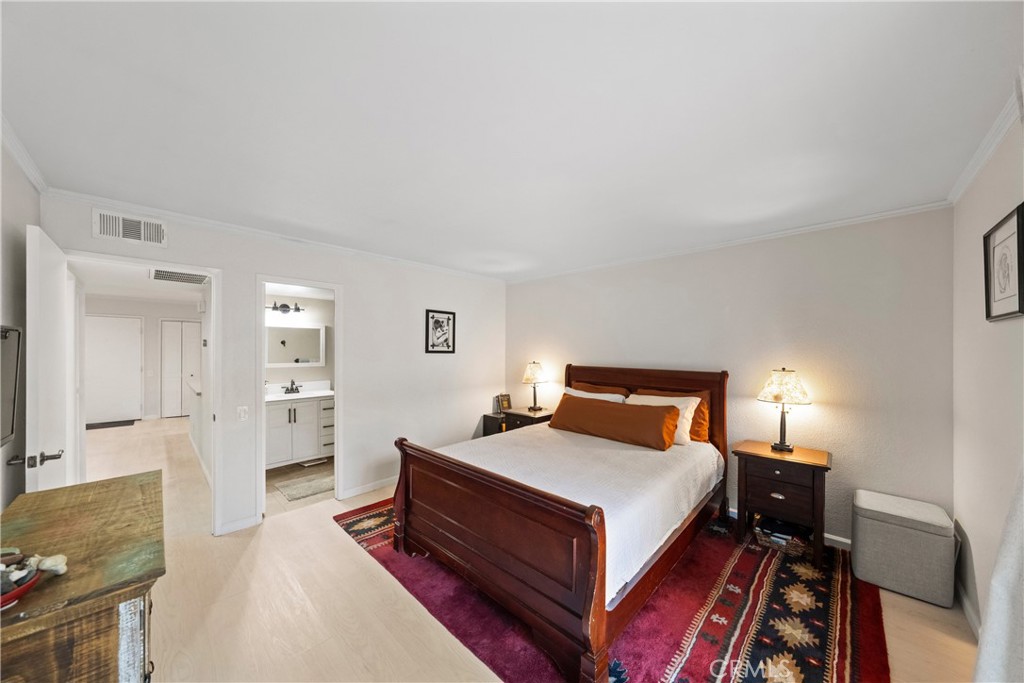 1380 Sunflower Circle S