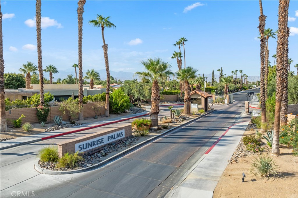 1380 Sunflower Circle S