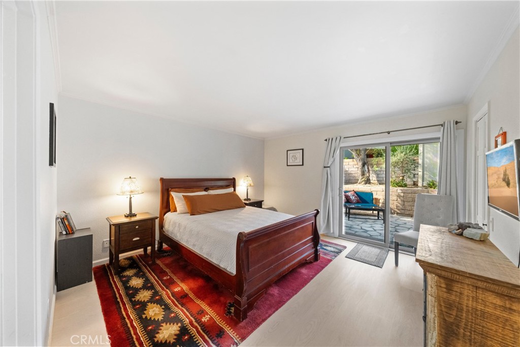 1380 Sunflower Circle S