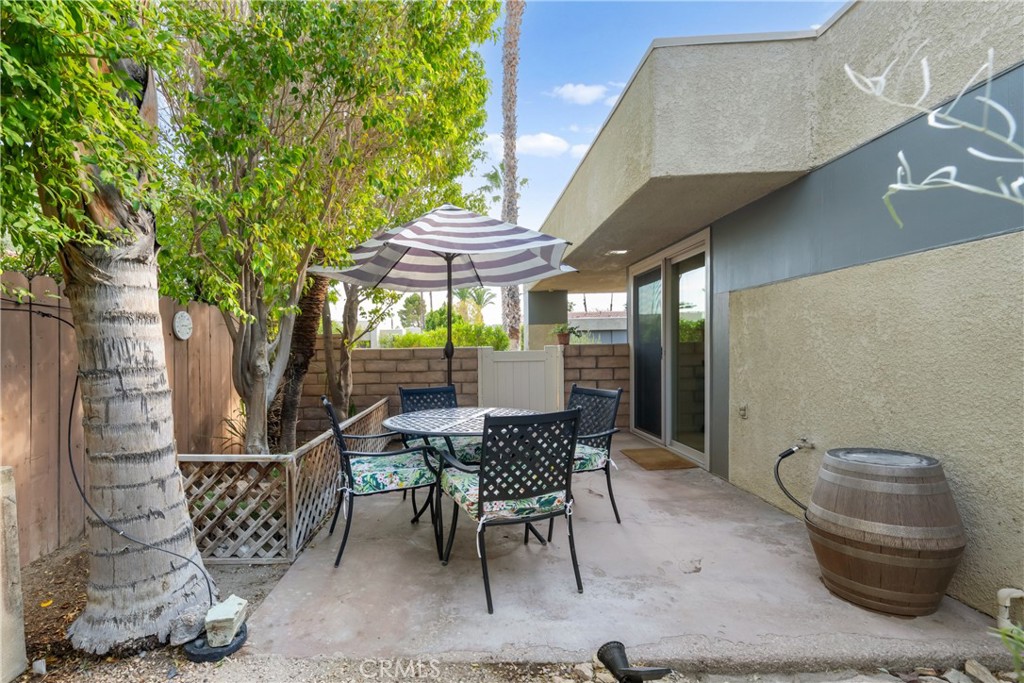 1380 Sunflower Circle S