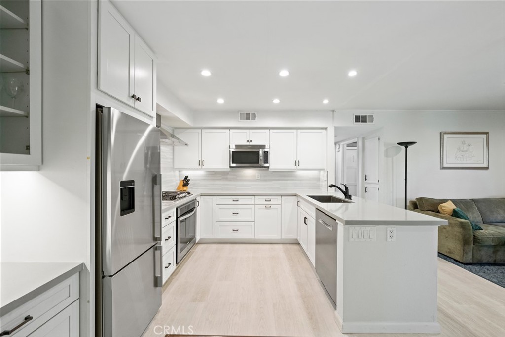 1380 Sunflower Circle S