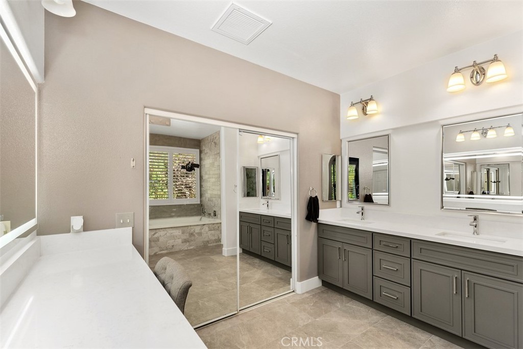 28242 Lookout Point Lane