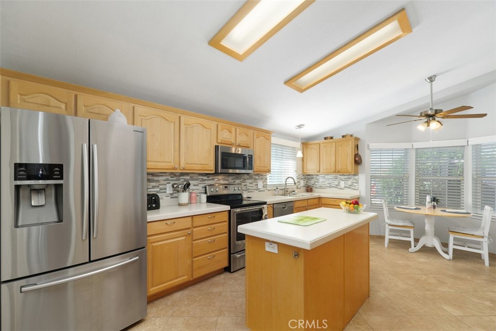 27250 Murrieta Road 292