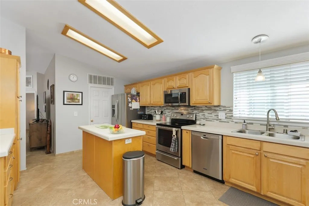 27250 Murrieta # 292