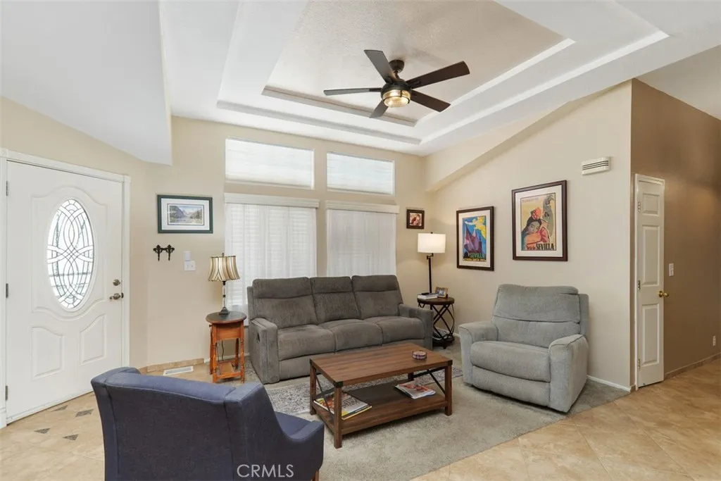 27250 Murrieta # 292