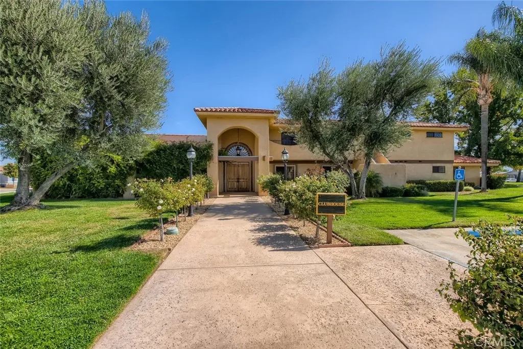 27250 Murrieta # 292