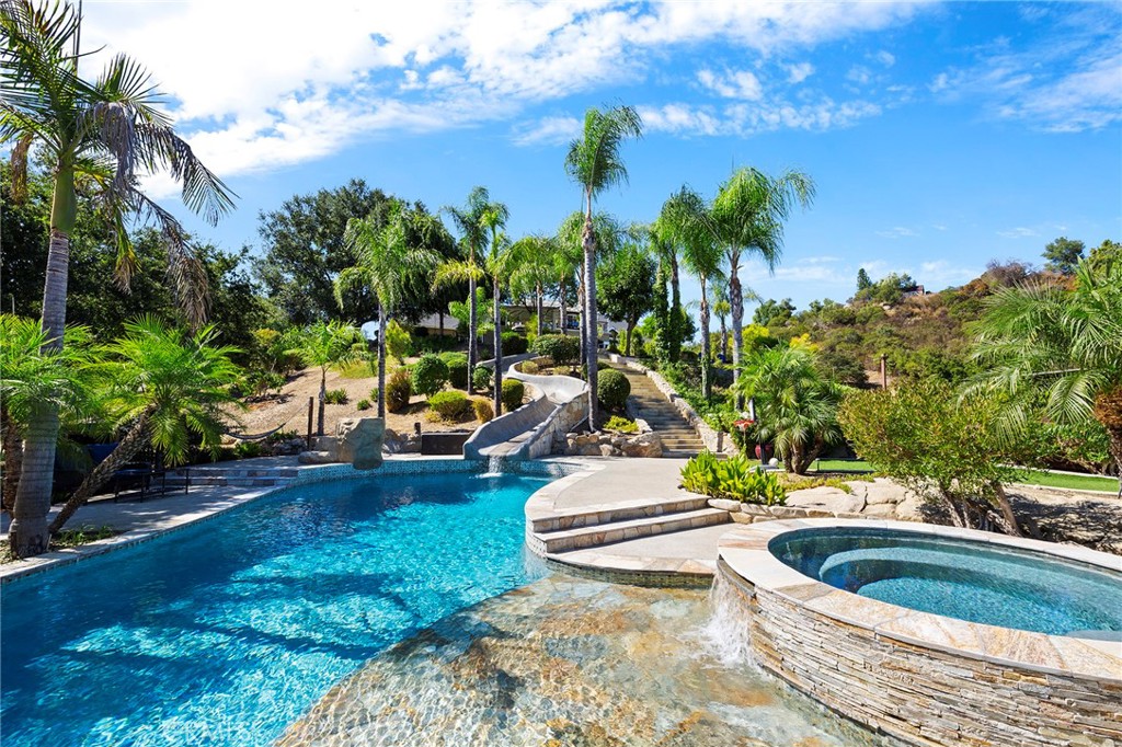 14179 Woods Valley Road
