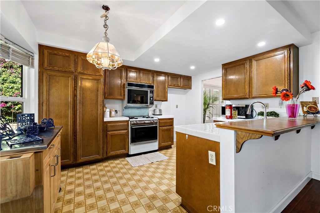 13406 Bunker Hill Place