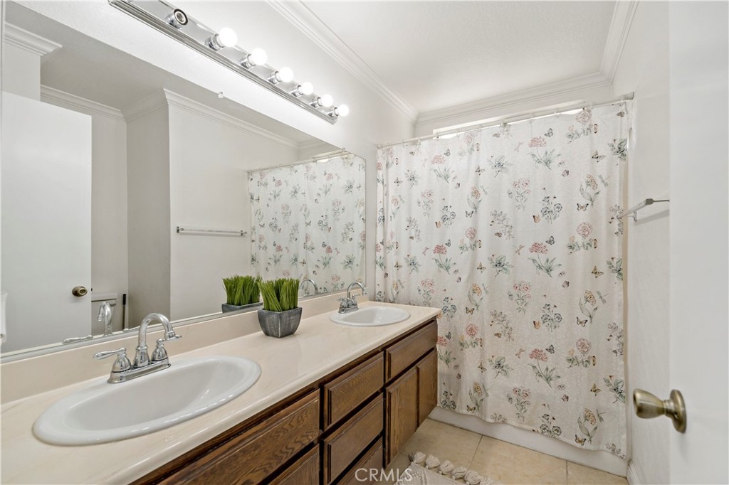 13406 Bunker Hill Place