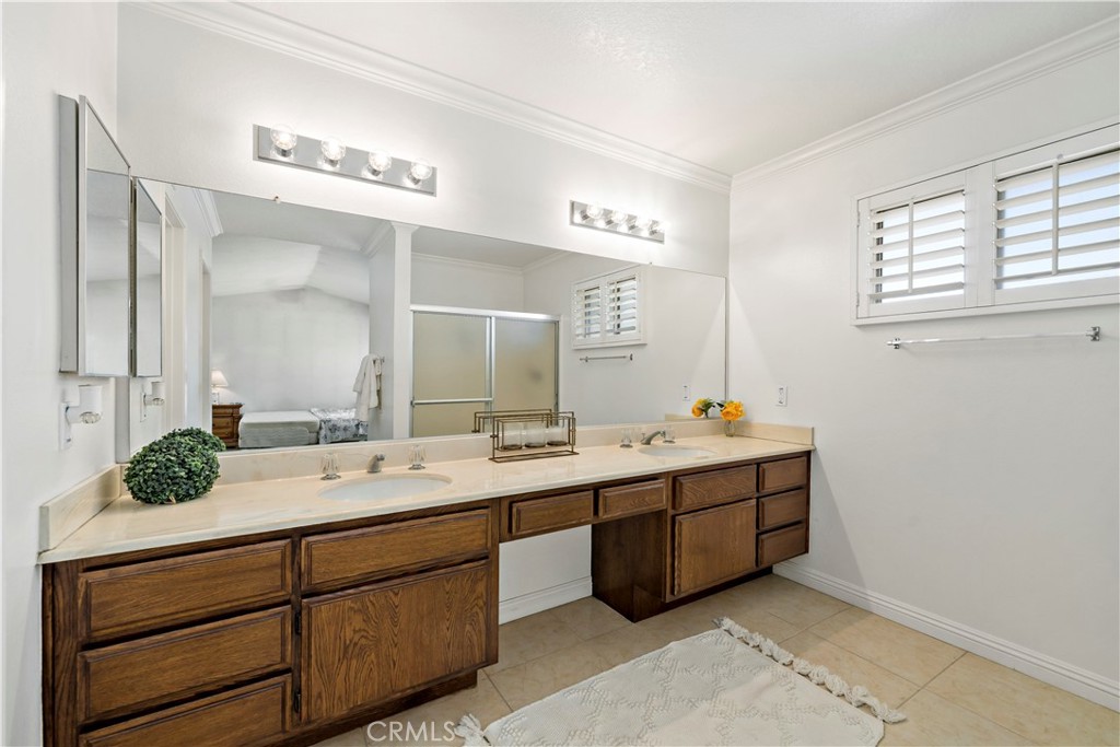 13406 Bunker Hill Place