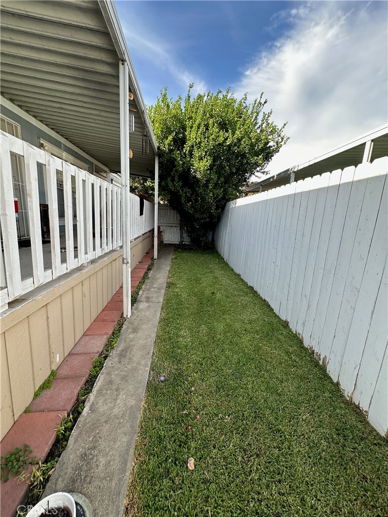 1350 San Bernardino Road 22