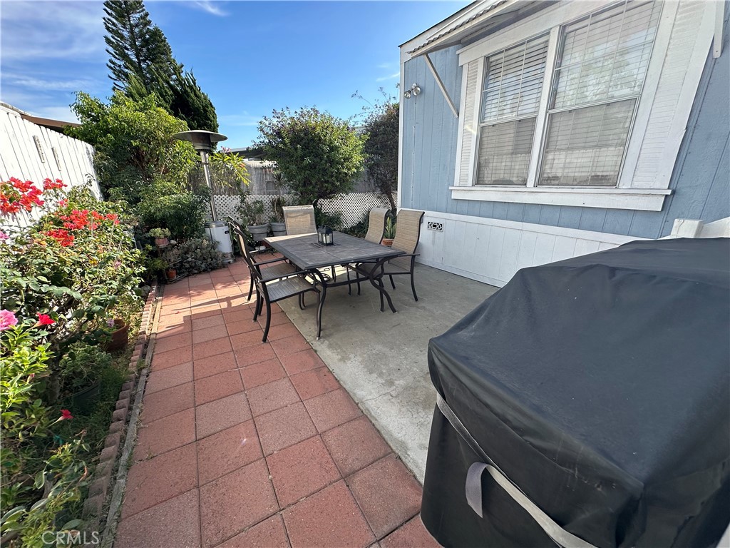 1350 San Bernardino Road 22