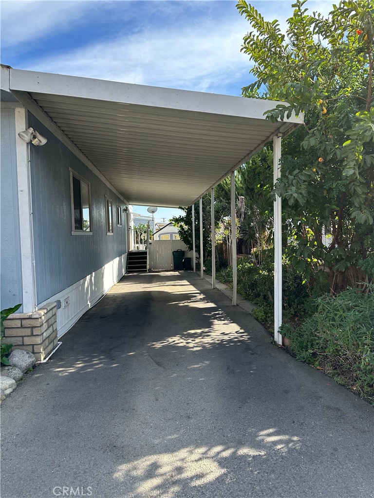 1350 San Bernardino Road 22