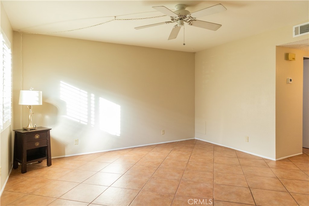 760 E Cottonwood Road 4