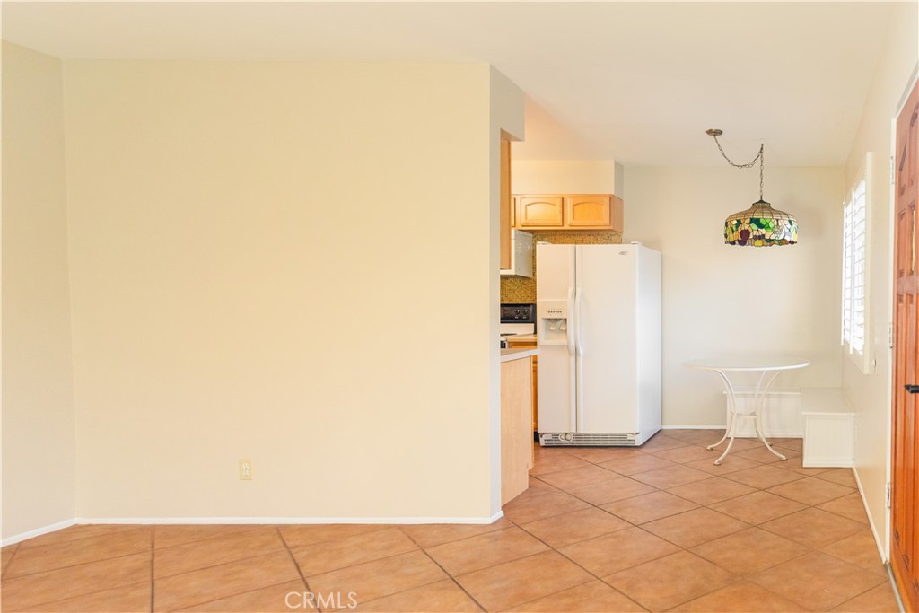 760 E Cottonwood Road 4