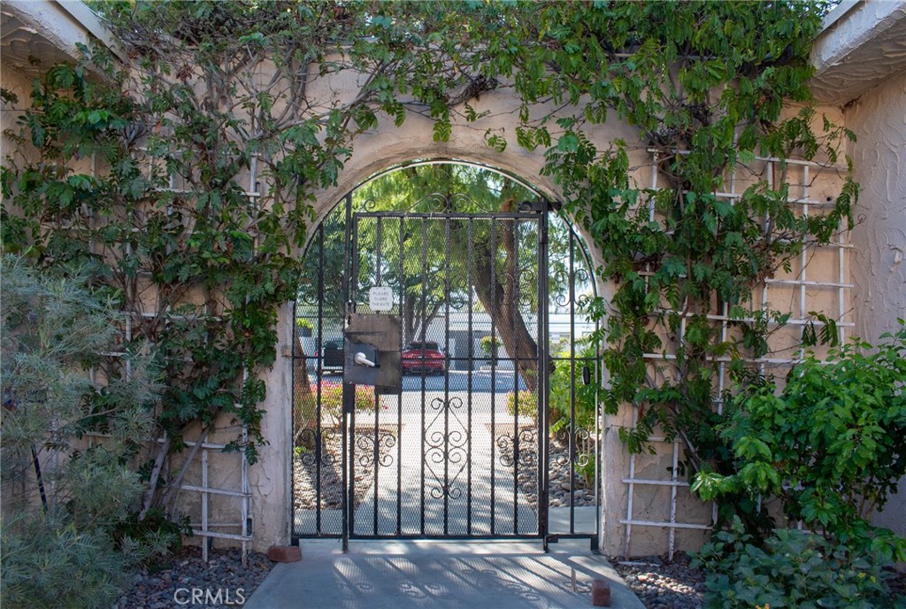 760 E Cottonwood Road 4