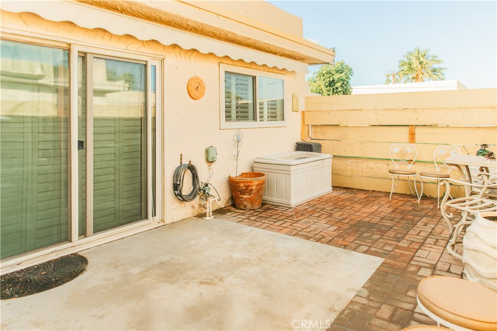 760 E Cottonwood Road 4
