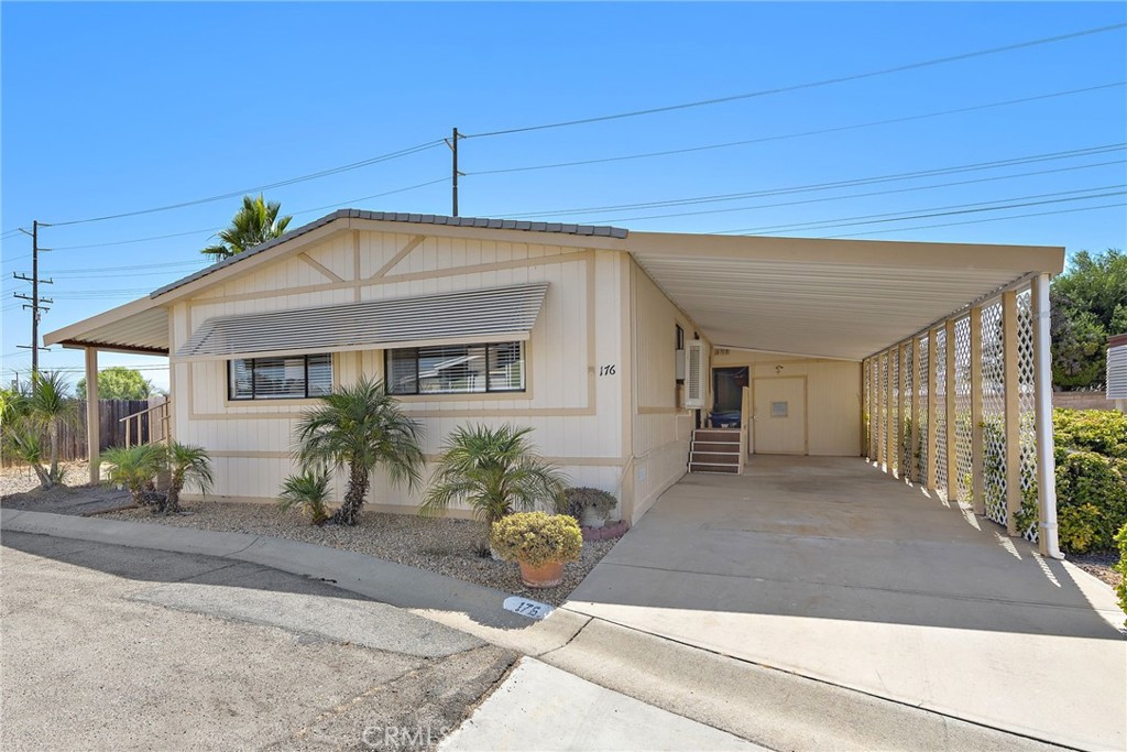 27701 Murrieta Road 176