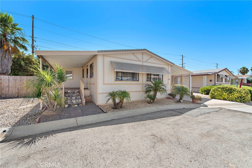 27701 Murrieta Road 176