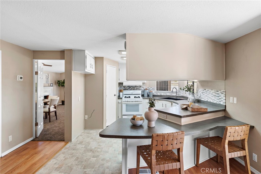 27701 Murrieta Road 176