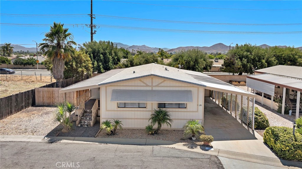 27701 Murrieta Road 176
