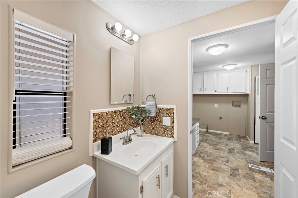27701 Murrieta Road 176