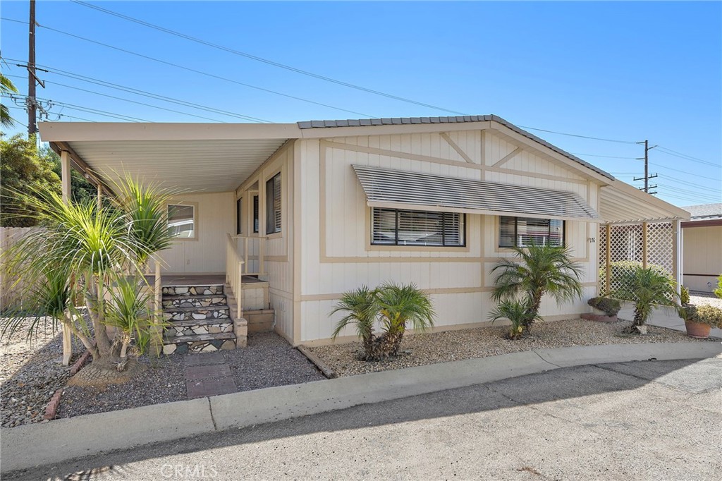 27701 Murrieta Road 176