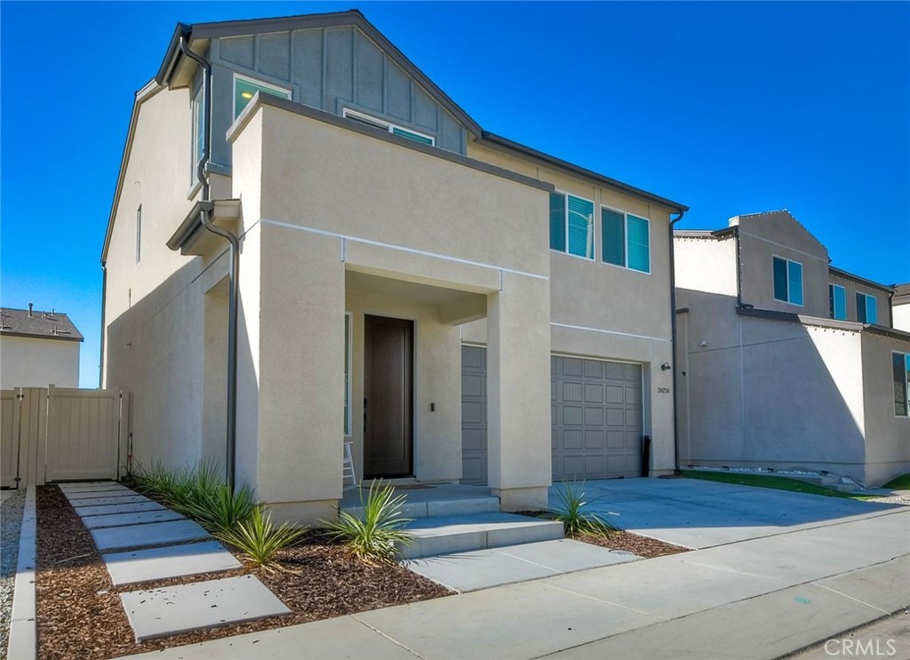 34724 Mustang Lane