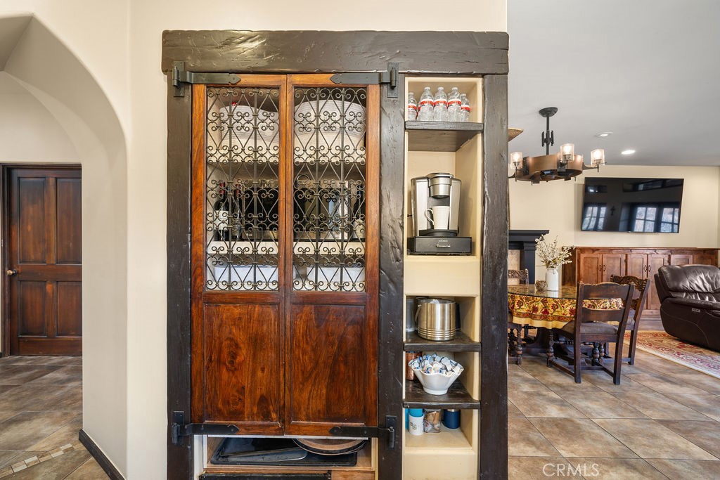 42095 Lorraine Circle