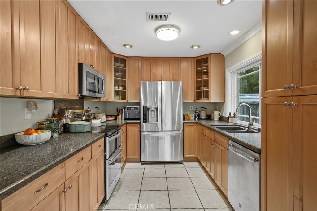 2361 Valley View Place