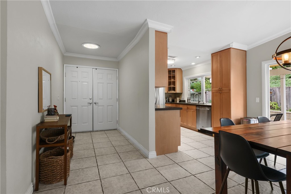 2361 Valley View Place