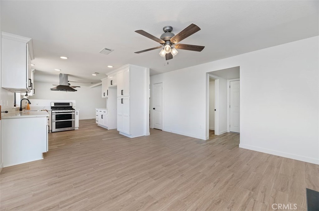 26318 Chatsworth Court