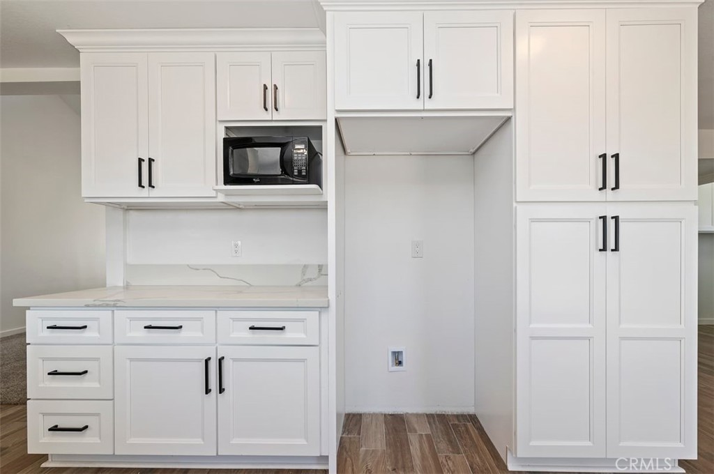 26318 Chatsworth Court