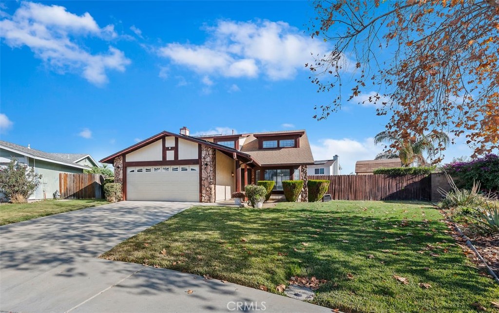 26318 Chatsworth Court