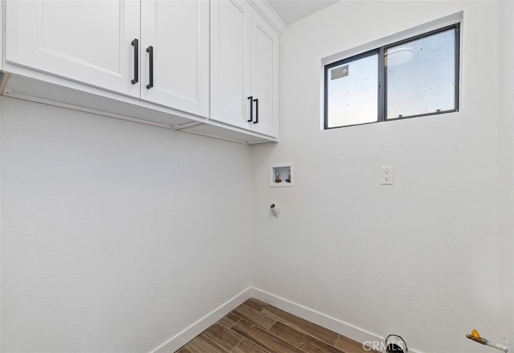 26318 Chatsworth Court