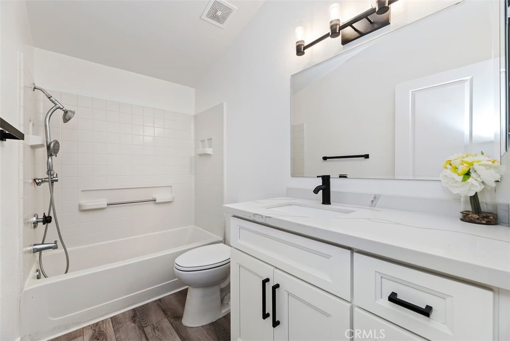 26318 Chatsworth Court