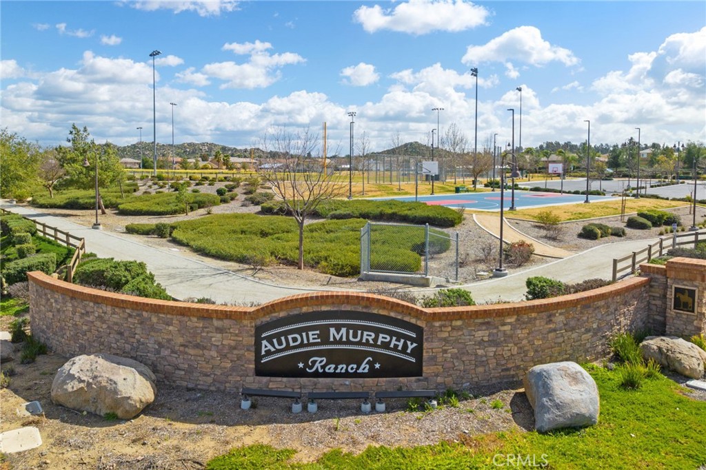 24275 Dusty Trail Way