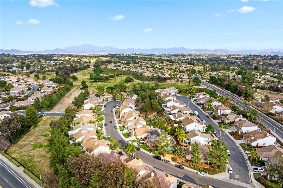 42143 Southern Hills Drive