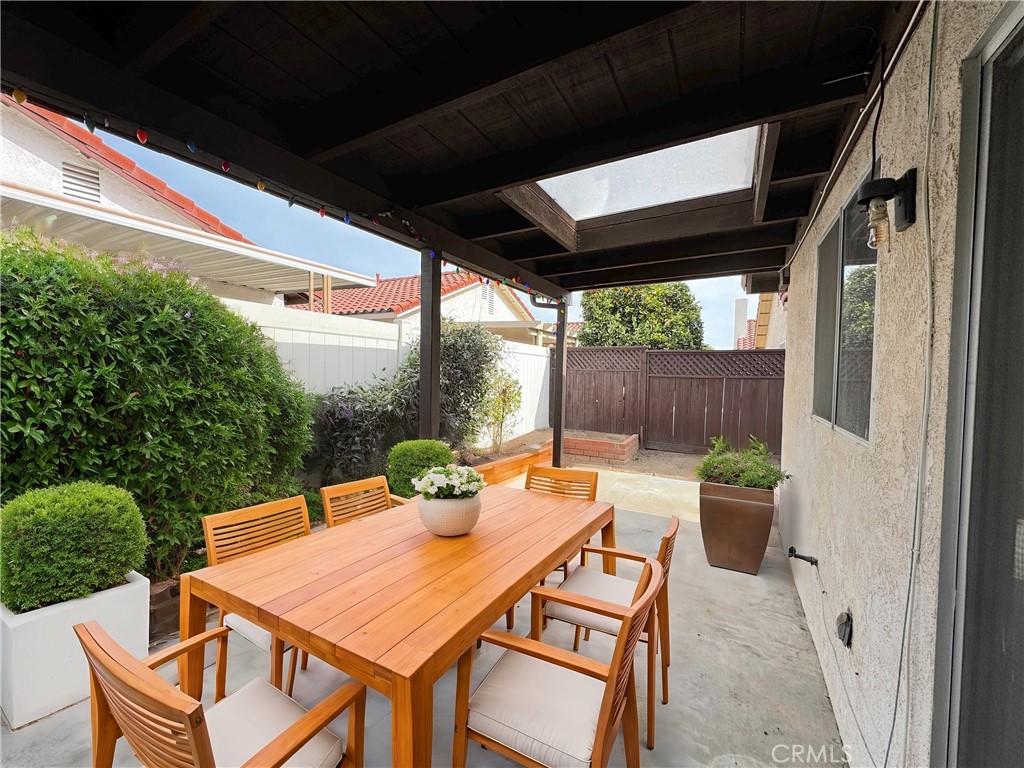 26218 Shadywood Street