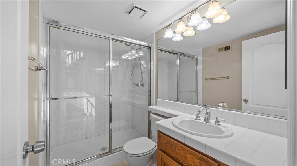 39984 Spicewood Avenue