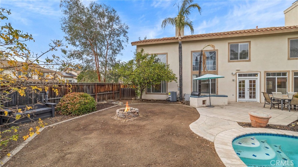 39984 Spicewood Avenue