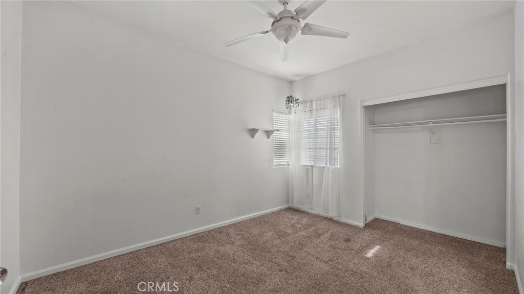 39984 Spicewood Avenue