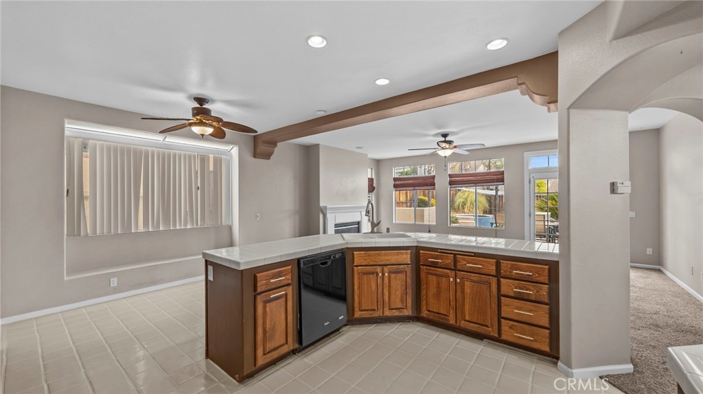 39984 Spicewood Avenue