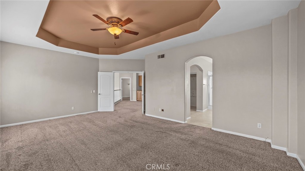 39984 Spicewood Avenue